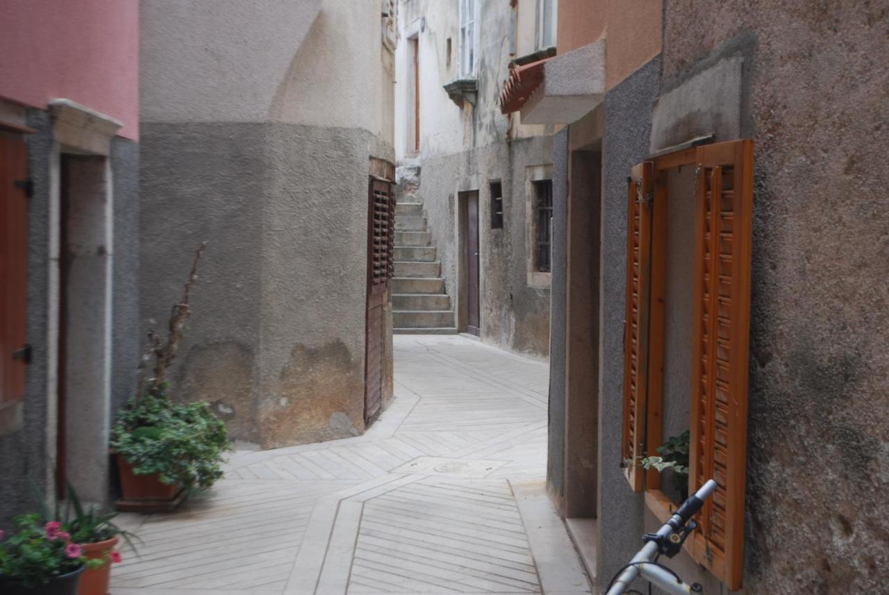Sidro Apartment